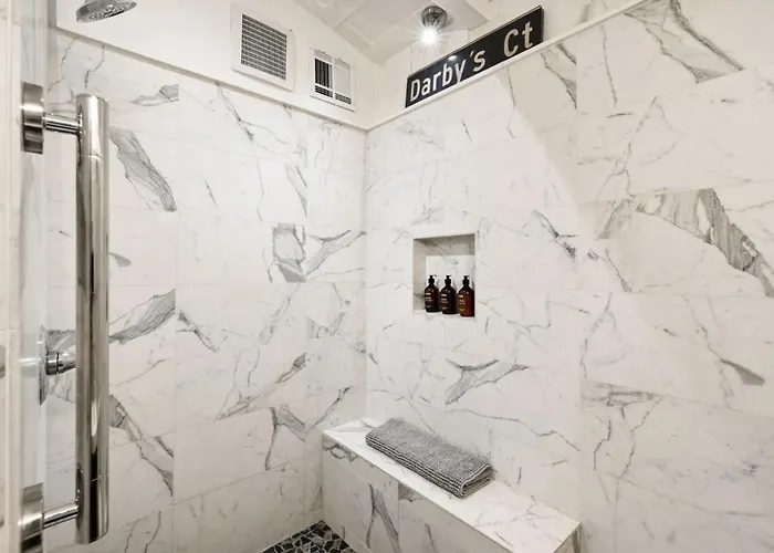 Speakeasy Hotel (Adults Only)